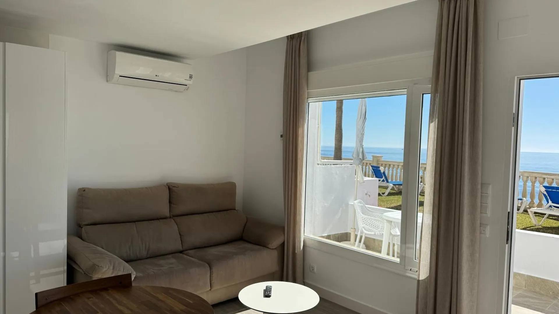 Apartamentos Perla Marina Nerja