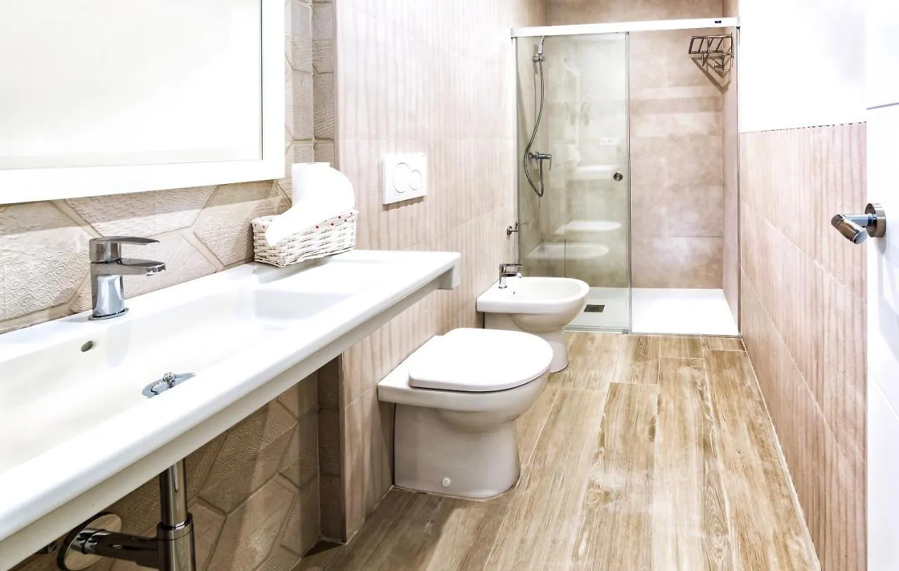 Apartamentos Perla Marina Nerja Spain
